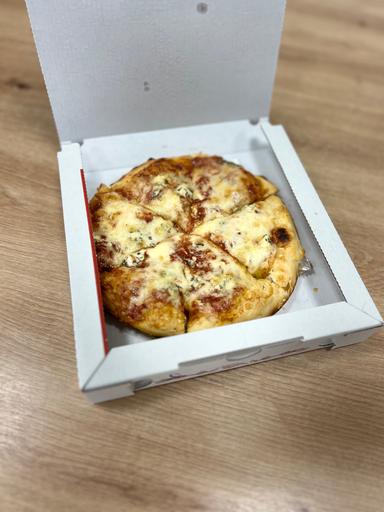 Roční (1,7) / Tří sýrů (1,7) - malá