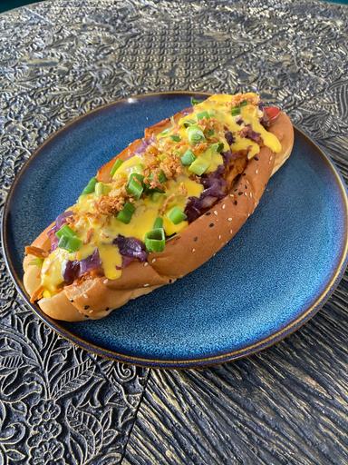 Pulled Pork Cheese Hot Dog