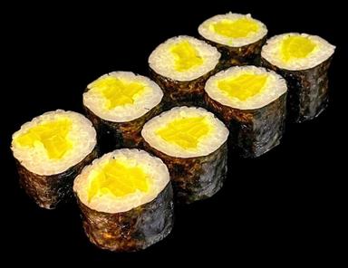 Maki s daikonem
