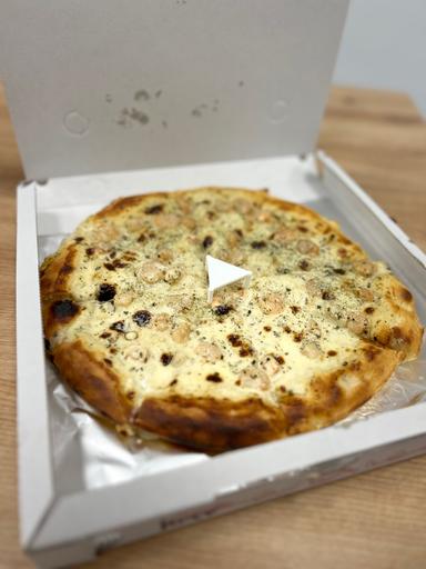 Pizza s krevetami - velká