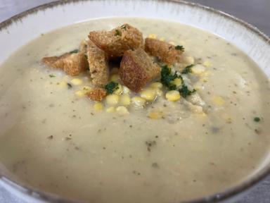 Hrachová s opečenými krutonky
