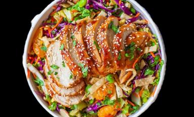 7. SALÁT S KUŘECÍ TEMPUROU 1, 11