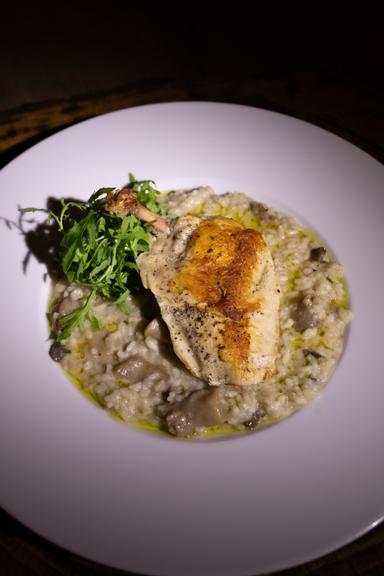 Kuřecí prso na grilu s houbovým rizotem