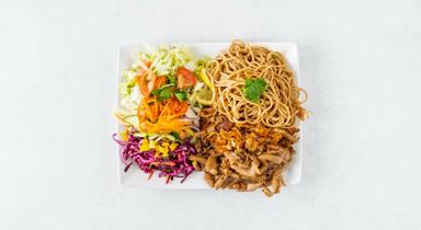 Velký Talíř s Nudlemi