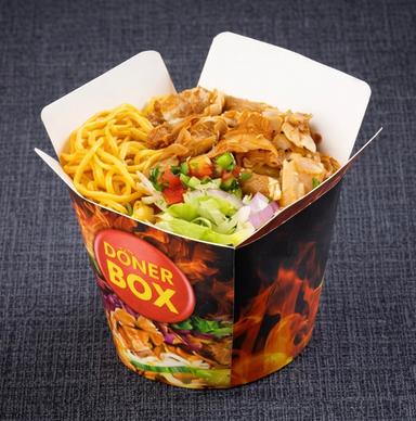Velký kebab box s nudlemi