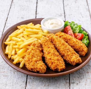 Velký Talíř se Stripsy a hranolkami