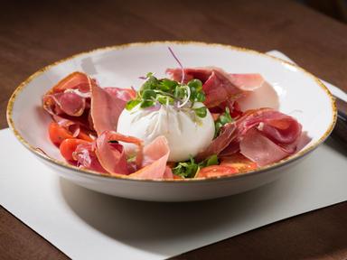 Burrata con Prosciutto Crudo